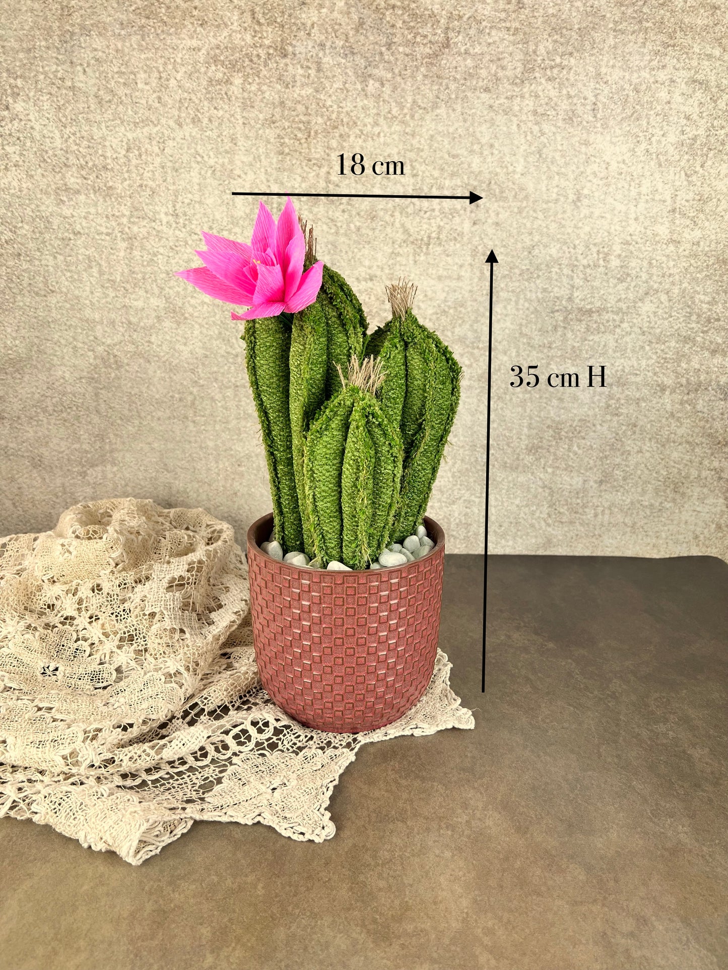 Composizione vaso rosa antico scuro
