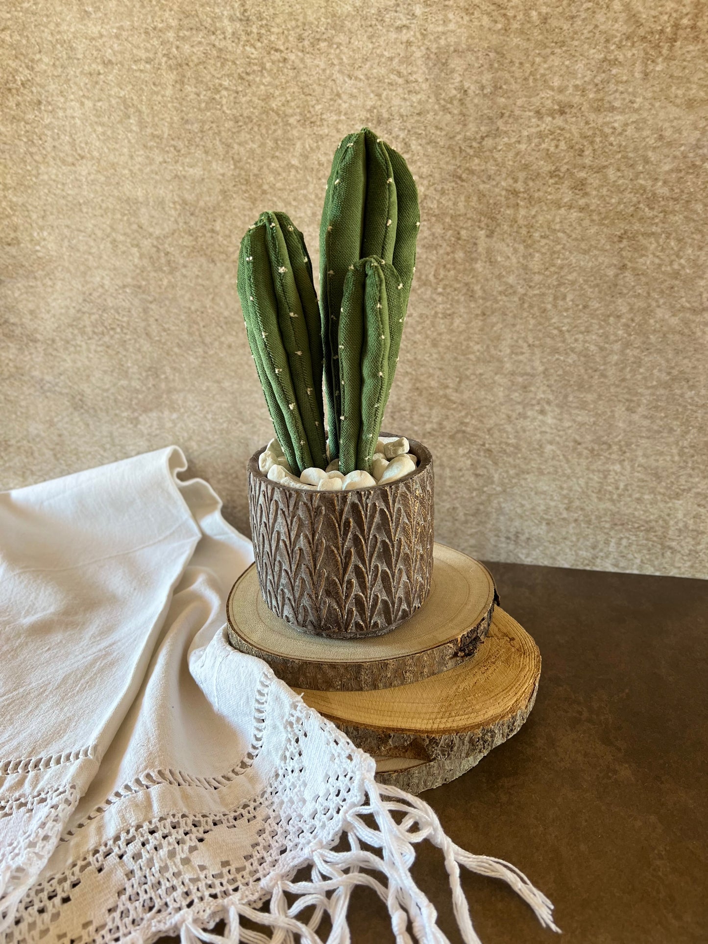 Opuntia in light green cotton with fruits, height 56 ​​cm, complete with ceramic vase