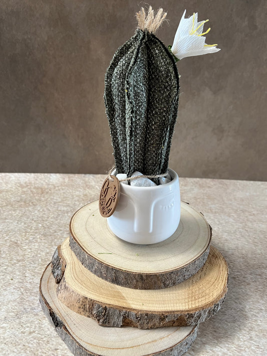 Mini Cactus in cotone mélange verde scuro, vaso in ceramica lucida bianca con motivo "volto", altezza circa 22 cm