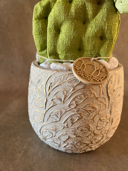 Opuntia verde chiaro vaso in ceramica bianco base opaca con motivo dorato in pronta consegna