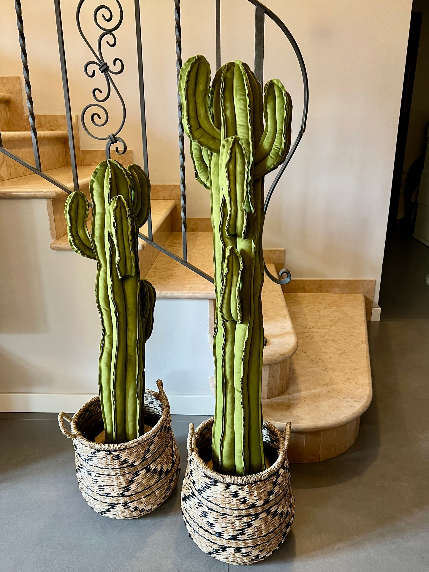 Big cactus in velluto verde brillante altezza 97 cm -ESAURITO