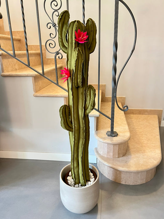 Big cactus in velluto verde scuro brillante -  altezza 118 cm- in pronta consegna - completo di  fiori (staccabili) SPEDIZIONE GRATUITA