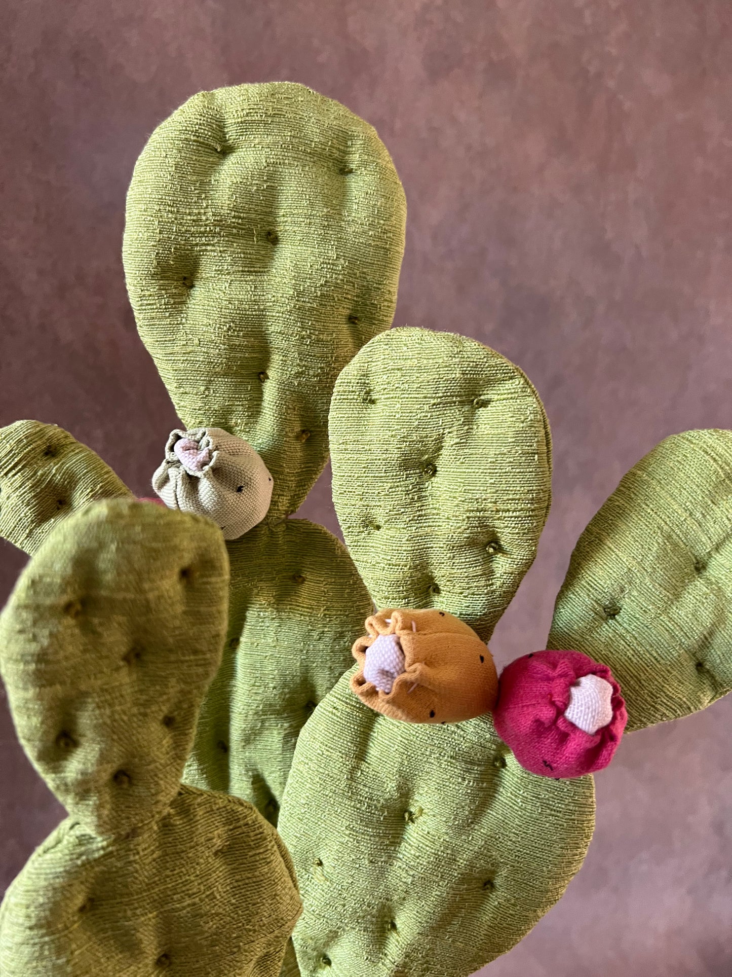 Opuntia verde chiaro vaso in ceramica opaca motivo foglie in pronta consegna