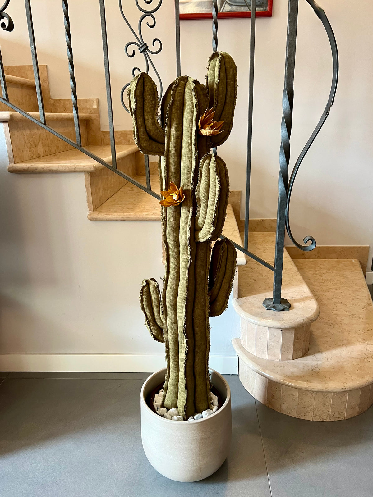 Big cactus in cotone verde -  altezza circa 112 cm - completo di fiori (staccabili) - in pronta consegna - SPEDIZIONE GRATUITA