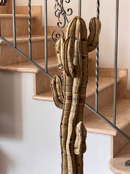 Big cactus "Saguaro Tribale" in tessuto stile etnico  altezza 118 cm IN PRONTA CONSEGNA